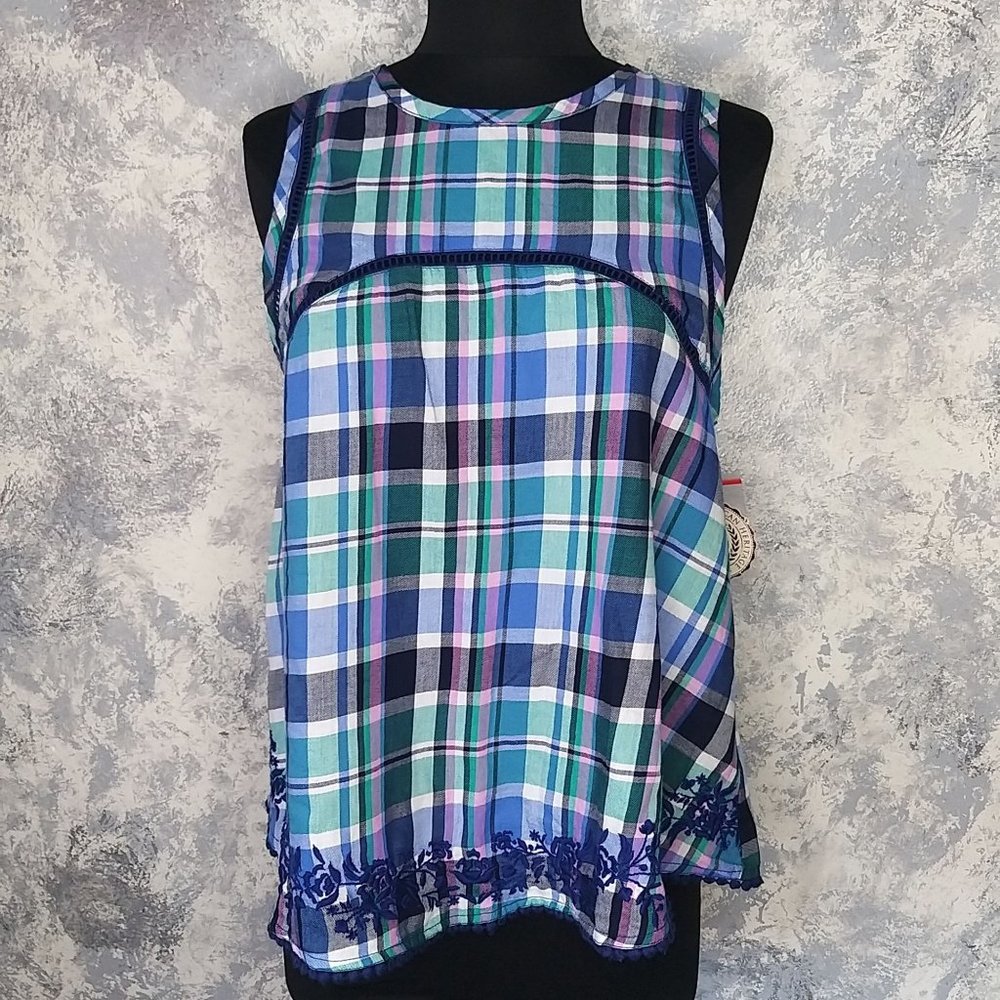 SO Blue Green Plaid Embroidered Scoop Neck sleeveless blouse size L